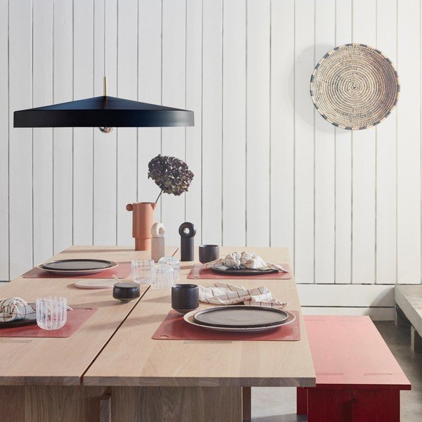 Juodos spalvos iš metalo kabantis šviestuvas ø 65 cm Hatto – OYOY Living Design-image-1