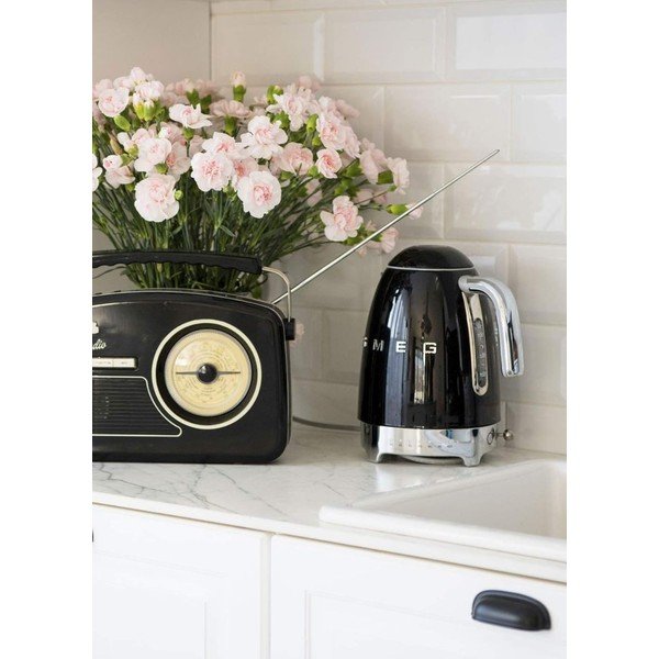 Virdulys iš nerūdijančio plieno juodos spalvos 1,7 l Retro Style – SMEG-image-1