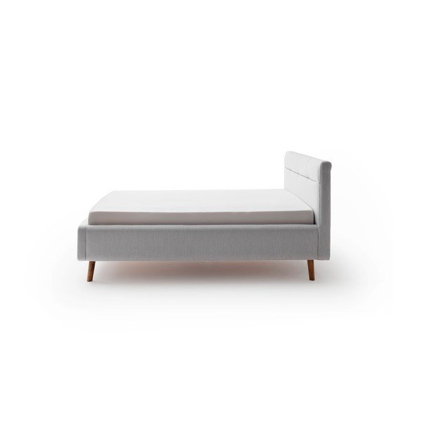 Šviesiai pilkos spalvos dvigulė lova audiniu dengta su sandėliavimo vieta su lovos grotelėmis 140x200 cm Lotte – Meise Möbel-image-3