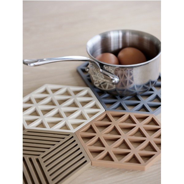 Smėlio spalvos silikoninis puodų kilimėlis Zone Triangles-image-1