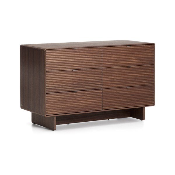 Tamsios natūralios spalvos šoninė spintelė iš riešutmedžio 120x75x50 cm Norlen – Kave Home