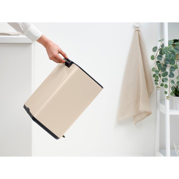 Smėlio spalvos šiukšliadėžė iš plieno su pedalu 12 l Bo – Brabantia-image-2