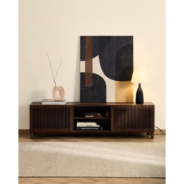 Tamsiai rudos spalvos TV spintelė iš riešutmedžio 180x49,5x42,5 cm Beyla – Kave Home-image-1