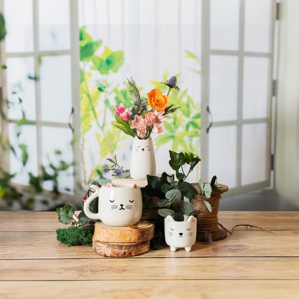 Vaza iš dolomito kreminės spalvos (aukštis 10,5 cm) Cat – Sass & Belle-image-1