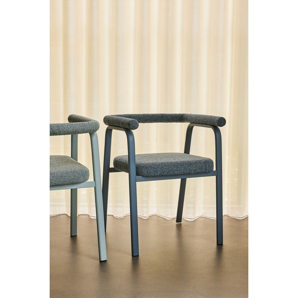 Pilkos spalvos iš audinio valgomojo kėdžių komplektas su porankiais 2 vnt. Ecto – Hübsch-image-1