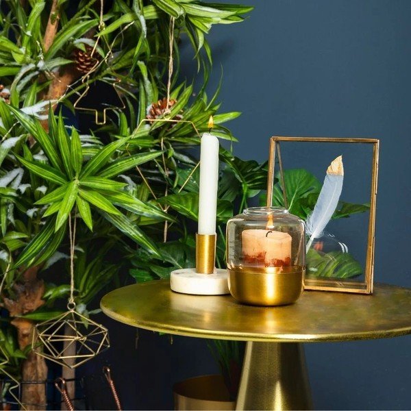 Iš aliuminio apvalios formos šoninis stalas ø 39 cm Rhet – Kave Home-image-2