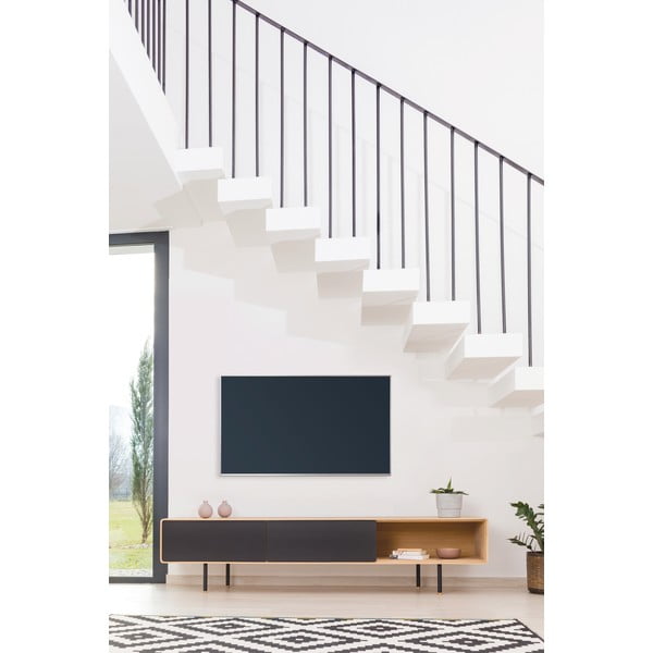 Iš ąžuolo masyvo TV spintelė juodos spalvos/natūralios spalvos 200x48 cm Fina – Gazzda-image-1