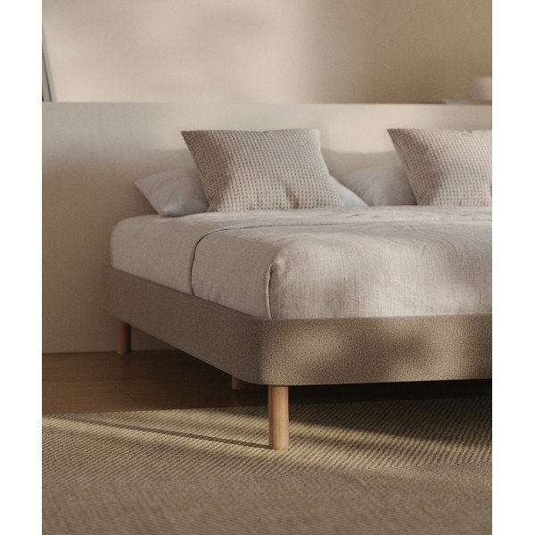 Rudos spalvos dvigulė lova audiniu dengta be galvūgalio 160x200 cm Ofelia – Kave Home-image-2
