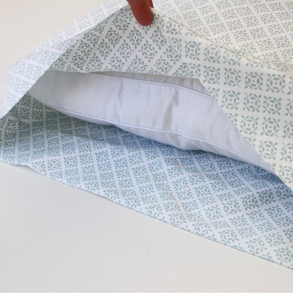 2 juodų užvalkalų rinkinys Happy Friday Basic, 50 x 80 cm-image-1