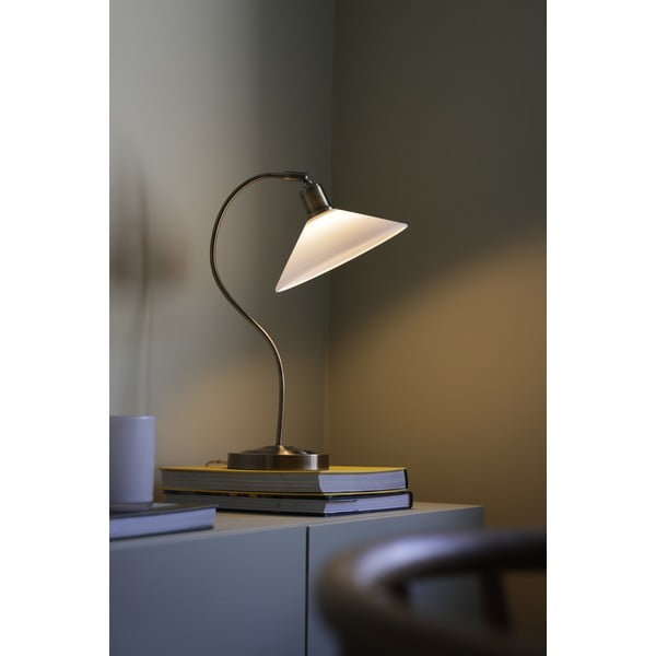 Baltos spalvos/žalvario spalvos stalinis šviestuvas (aukštis 49 cm) su stiklo gaubtu Vela – Markslöjd-image-1