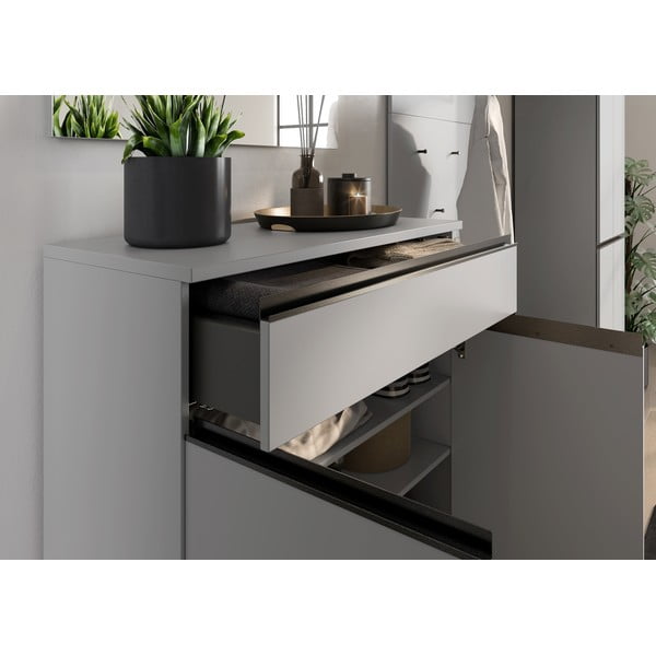 Koridoriaus baldas pilkos spalvos Bastia – Germania-image-4