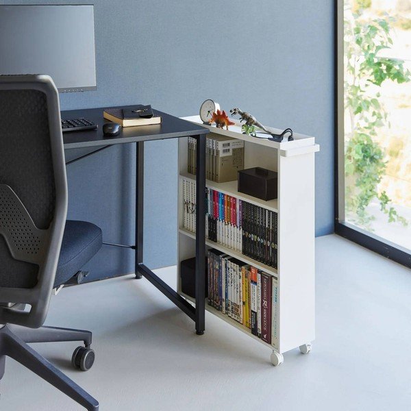 Baltos spalvos iš metalo lentyna ant ratukų 59x70x16 cm Tower – YAMAZAKI-image-3
