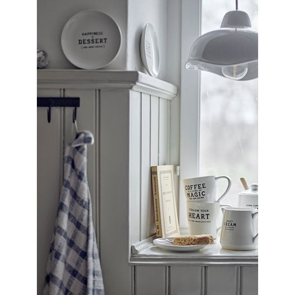 Iš akmens masės puodelis baltos spalvos 330 ml Wendy – Bloomingville-image-1