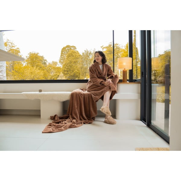 Rudos spalvos iš mikropliušo antklodė ir pledas 150x200 cm Pippa – Tiseco Home Studio-image-2