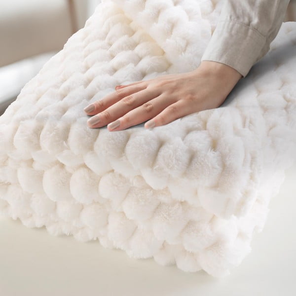 Kreminės spalvos iš mikropliušo antklodė ir pledas 220x240 cm Frosty – douceur d'intérieur-image-2