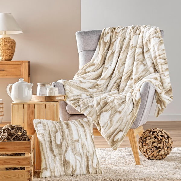 Iš dirbtinio kailio dekoratyvinė pagalvėlė 45x45 cm Cheyenne – douceur d'intérieur-image-1