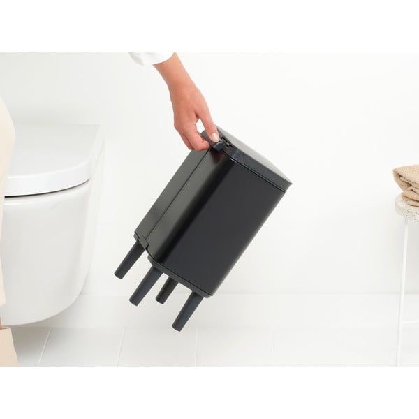 Matinės juodos spalvos iš plieno šiukšliadėžė 4 l Bo Hi – Brabantia-image-4