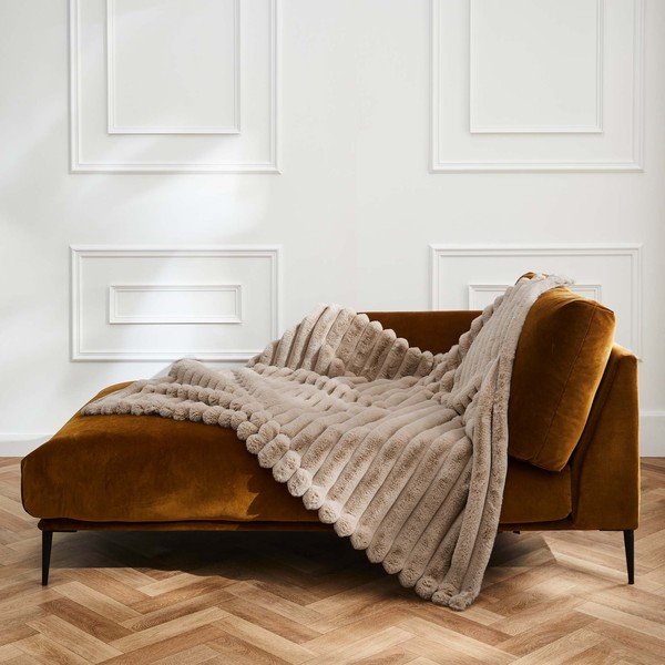 Šviesiai rudos spalvos iš mikropliušo antklodė ir pledas 180x220 cm Boudoir – douceur d'intérieur-image-1