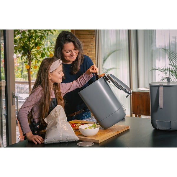 Pilkos spalvos komposteris Plastia Bokashi-image-3