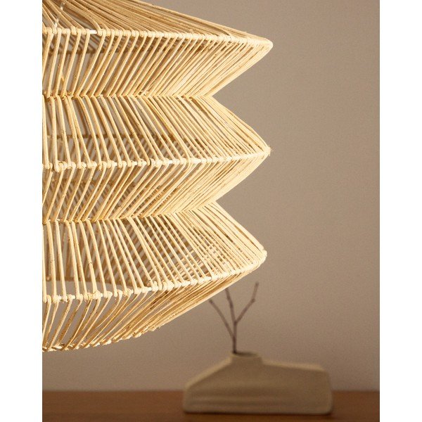 Natūralios spalvos kabantis šviestuvas su rotango gaubtu Dakit – Kave Home-image-2