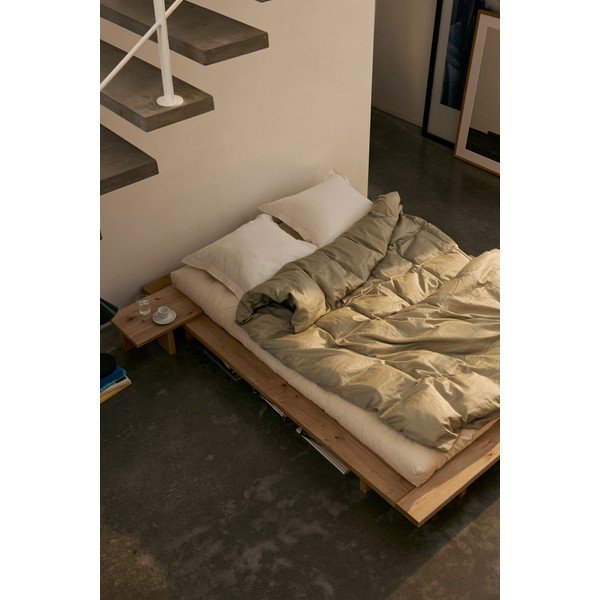 Rudos spalvos iš pušies masyvo naktinis staliukas Japan – Karup Design-image-1