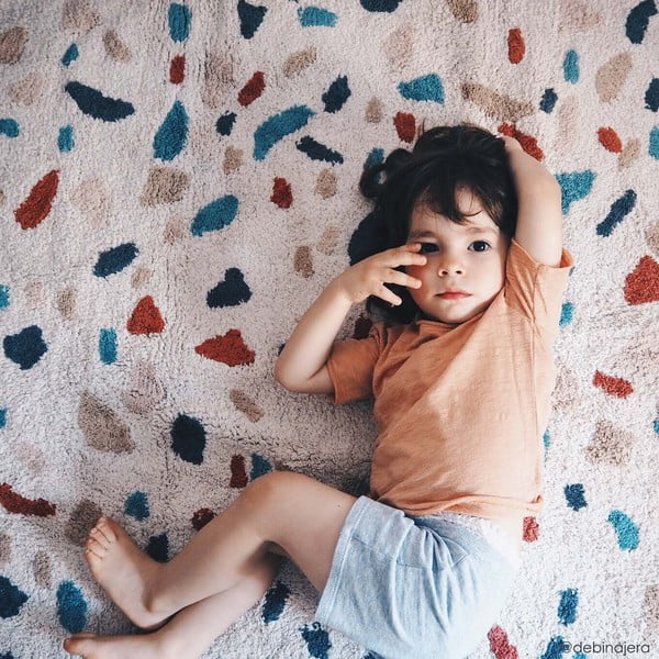 Skalbiamas/rankų darbo iš medvilnės kilimas kreminės spalvos 140x200 cm Terrazzo Marble – Lorena Canals-image-4