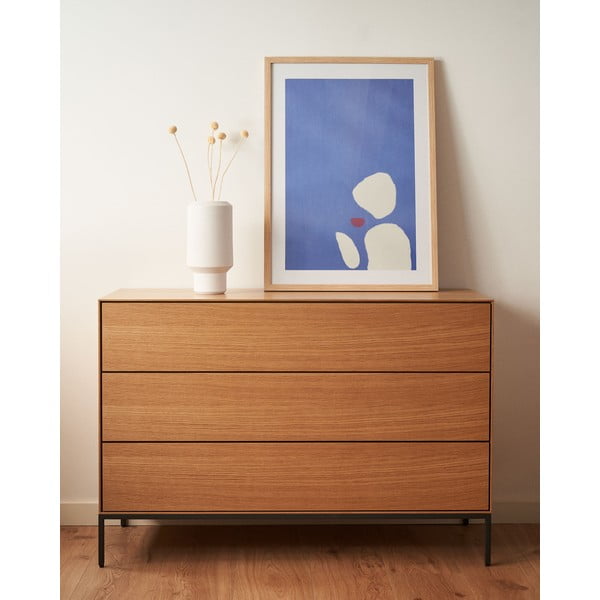 Žema šoninė spintelė natūralios spalvos iš ąžuolo 110x75 cm Vedrana – Kave Home-image-1