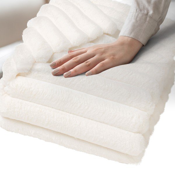 Kreminės spalvos iš mikropliušo antklodė ir pledas 180x220 cm Boudoir – douceur d'intérieur-image-3