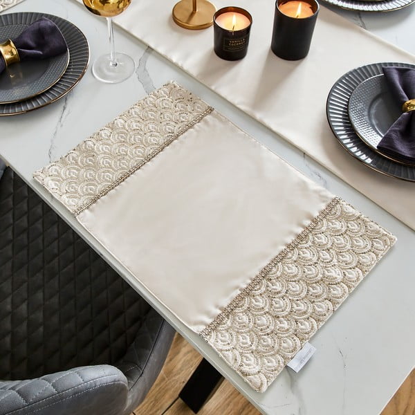 Iš tekstilės padėkliukai 4 vnt. 30x46 cm Deco Sequin – Catherine Lansfield