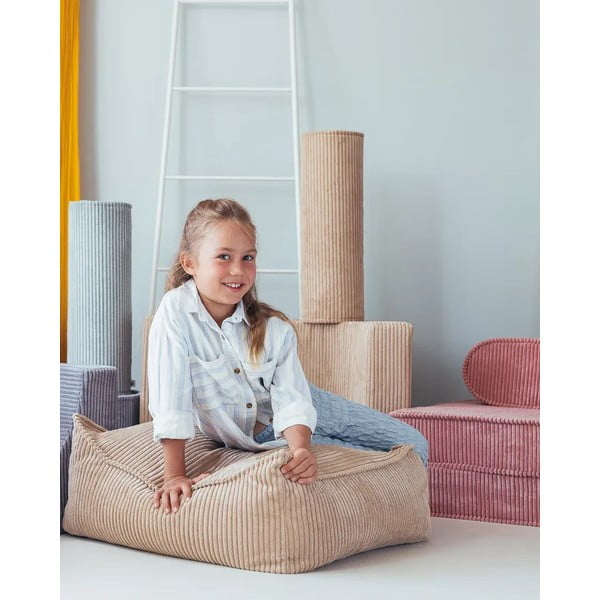 Mėtų spalvos iš kordinio velveto vaikiška sofos pagalvėlė Roll – Wigiwama-image-1