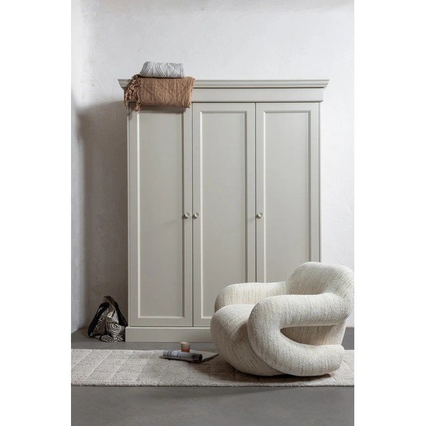 Pilkai smėlinės spalvos iš pušies masyvo drabužių spinta 171x212x63 cm Olivia – WOOOD-image-1