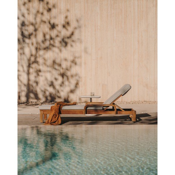 Medžio masyvo sodo šezlongas baltos spalvos/natūralios spalvos Turqueta – Kave Home-image-2