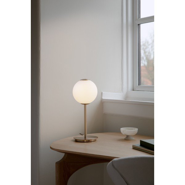 Žalvario spalvos iš metalo stalinis šviestuvas LED su pritemdymo funkcija (aukštis 37 cm) su stiklo gaubtu Audrey Table – UMAGE-image-2