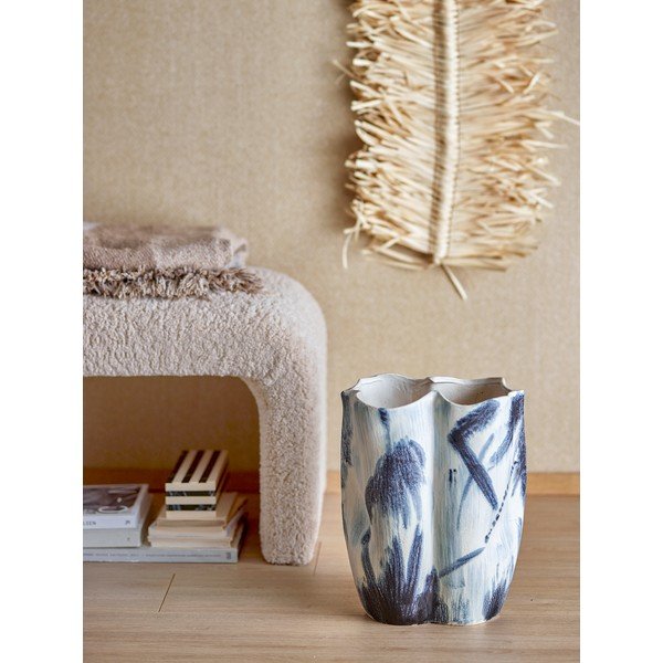 Iš akmens masės vaza juodos ir baltos spalvos (aukštis 37 cm) Elira – Bloomingville-image-2