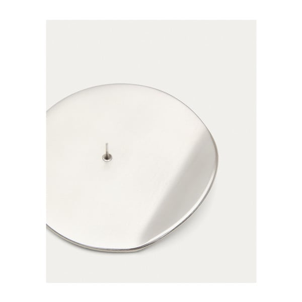 Iš metalo žvakidė Quira – Kave Home-image-2