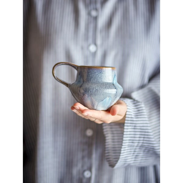 Šviesiai mėlynos spalvos iš akmens masės puodeliai 4 vnt. 300 ml Bessie – Bloomingville-image-4