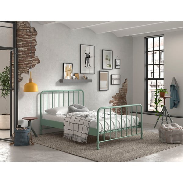Viengulė lova iš metalo žalios spalvos su lovos grotelėmis 140x200 cm BRONXX – Vipack-image-1