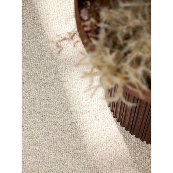 Rankų darbo kreminės spalvos iš vilnos apvalios formos kilimas ø 160 cm Puristic Knots – Elle Decoration-image-3