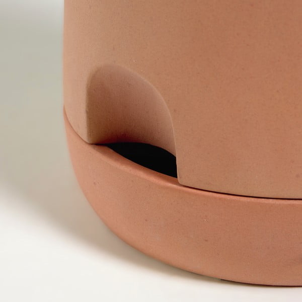 Terakotos spalvos vazonas su dubeniu Kave Home Lelis, aukštis 50 cm-image-1