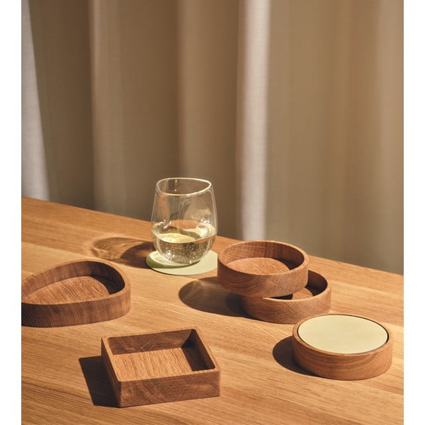 Dekoratyvinė natūralios spalvos iš medžio daiktadėžė 14x12,5x3 cm Curve S – LIND DNA-image-2