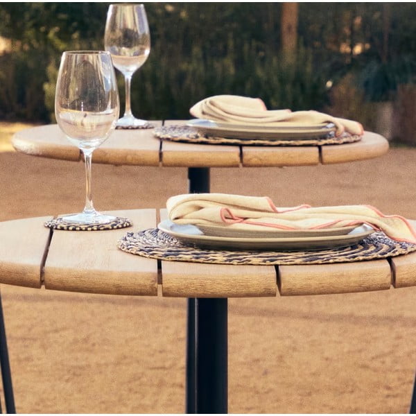 Apvalios formos kavos staliukas juodos spalvos/natūralios spalvos su akacijos stalviršiu ø 43 cm Saura – Kave Home-image-1