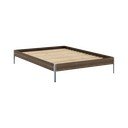 Iš pušies masyvo dvigulė lova rudos spalvos su lovos grotelėmis 140x200 cm Core – Karup Design