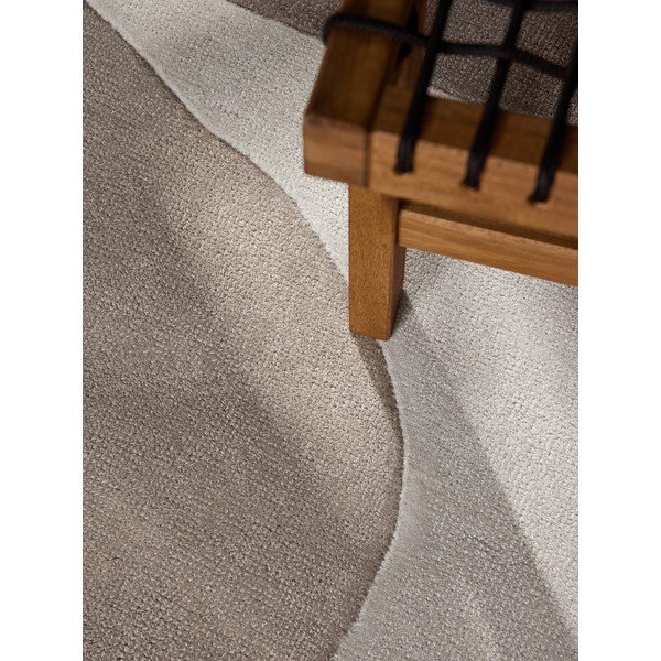 Rankų darbo smėlio spalvos iš vilnos apvalios formos kilimas ø 160 cm Hackney Clarissa – Ted Baker-image-3