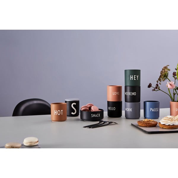 Mėlynos spalvos porcelianinis puodelis Design Letters Favourite Pause-image-2