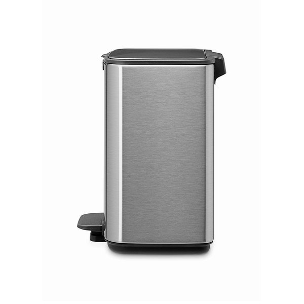 Matinės sidabrinės spalvos šiukšliadėžė iš plieno su pedalu 4 l Bo – Brabantia-image-4