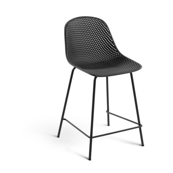 Tamsiai pilkos spalvos metalinė/plastikinė sodo baro taburetė Quinby – Kave Home