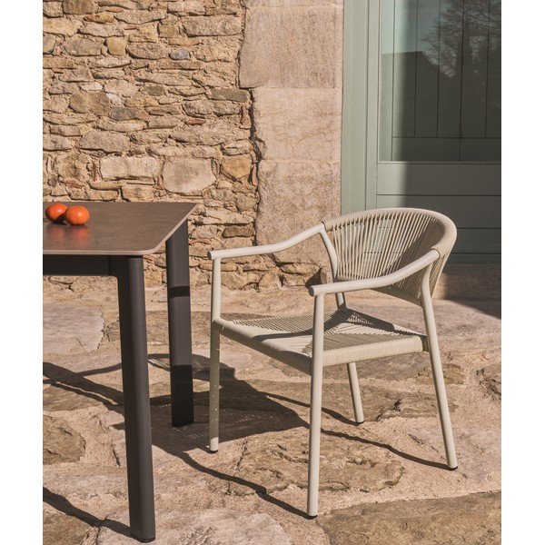 Kreminės spalvos sodo kėdė rotangas Livadia – Kave Home-image-1