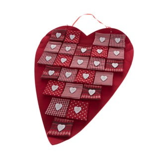 Raudonas tekstilinis širdelės formos advento kalendorius Dakls, 68 cm ilgio