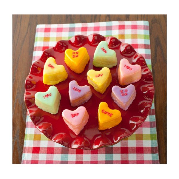 Vario spalvos forma 6 širdies formos pyragaičiams Nordic Ware Valentine, 500 ml-image-3
