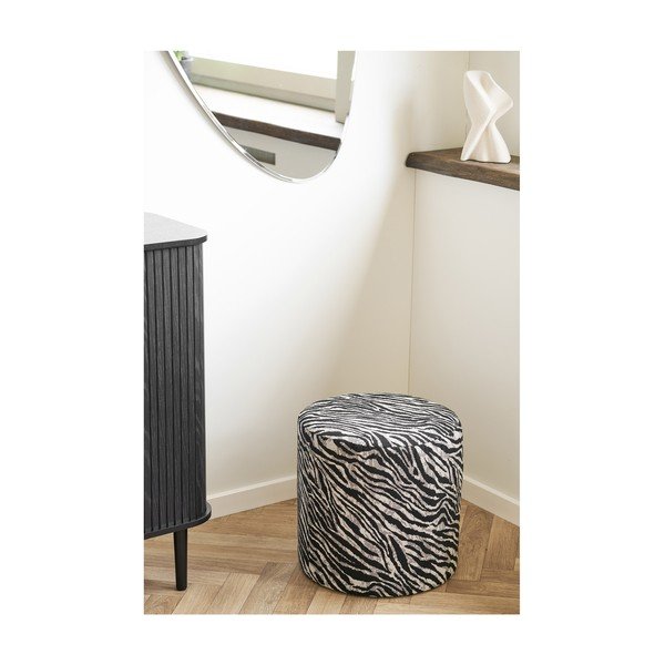 Juodos ir baltos spalvos pufas Kimberley – House Nordic-image-3